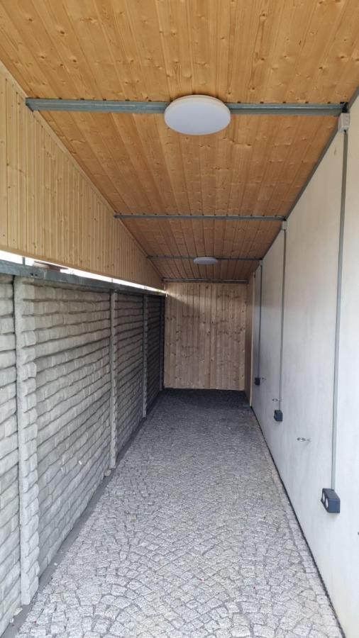 La Bobul Apartments Drnholec エクステリア 写真