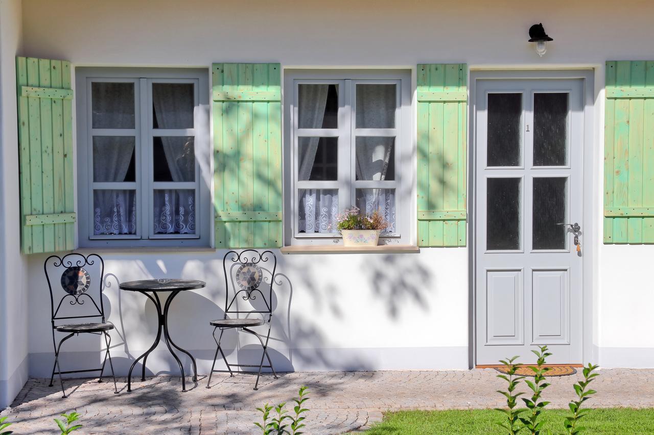 La Bobul Apartments Drnholec エクステリア 写真